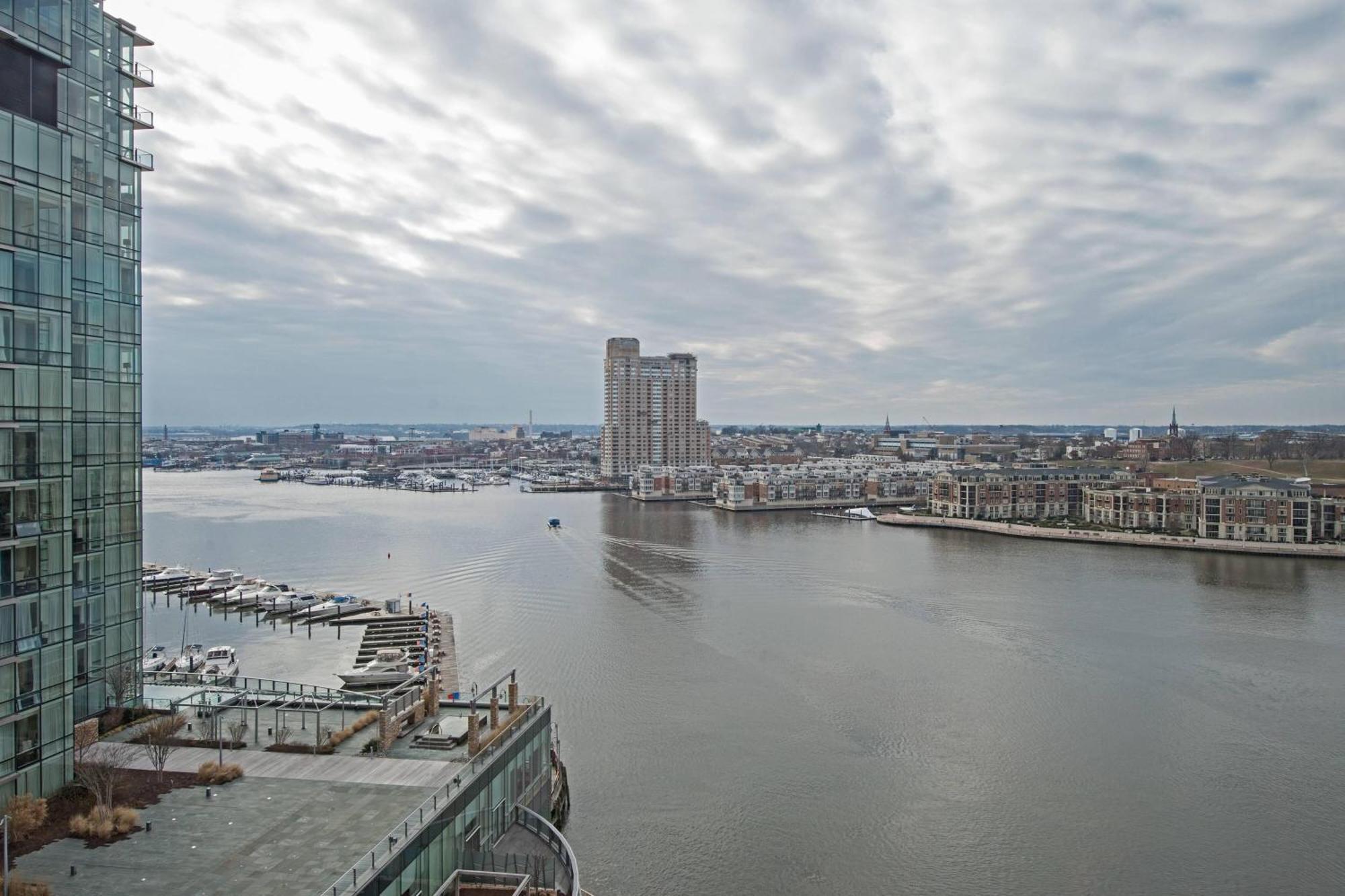 Baltimore Marriott Waterfront Hotel Exterior photo