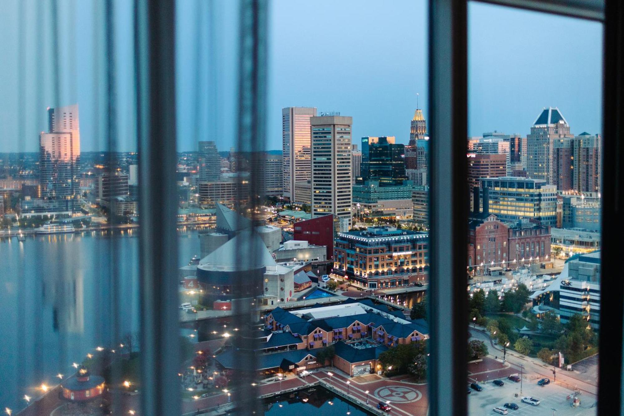 Baltimore Marriott Waterfront Hotel Exterior photo